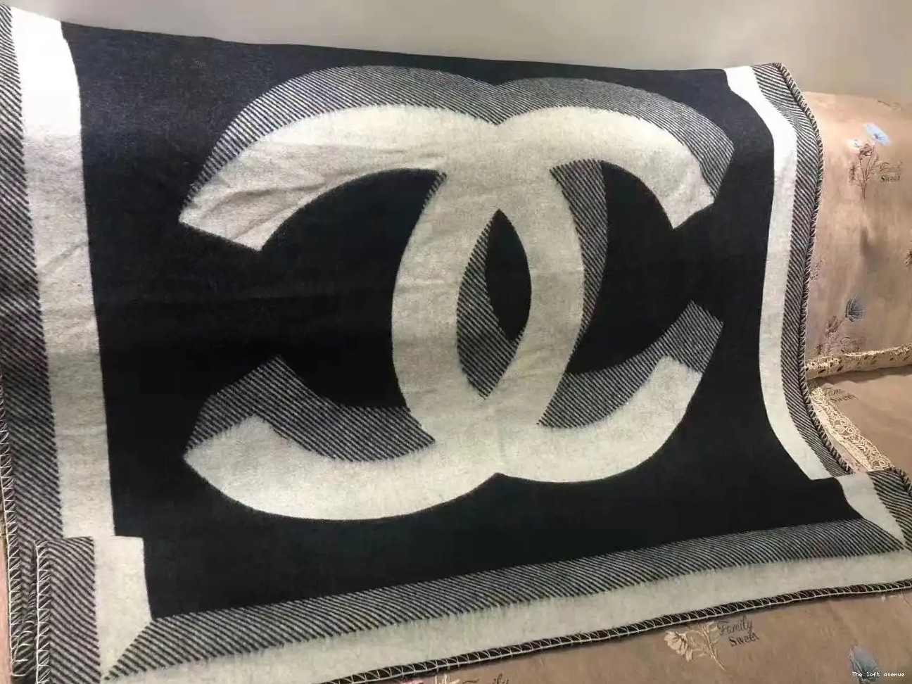 POUCH CUSTOM LV SUNGLASSES 0628